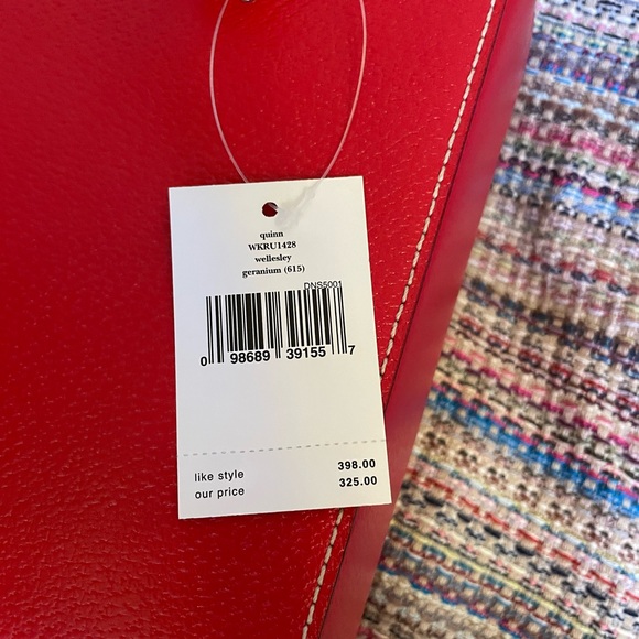 NWT red leather Quinn handbag - Picture 2 of 7